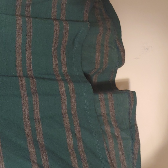 Old Navy loose crop top - Picture 4 of 4